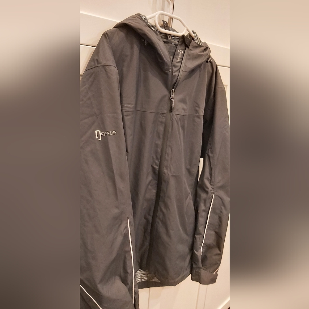 Dryframe Waterproof jacket - Picture 6 of 11